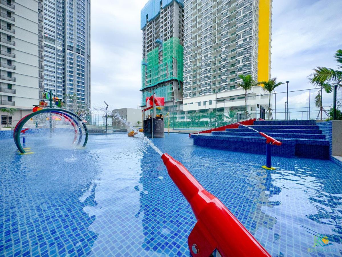 Bali Sea View Residences Melaka At Stayrene Exterior photo
